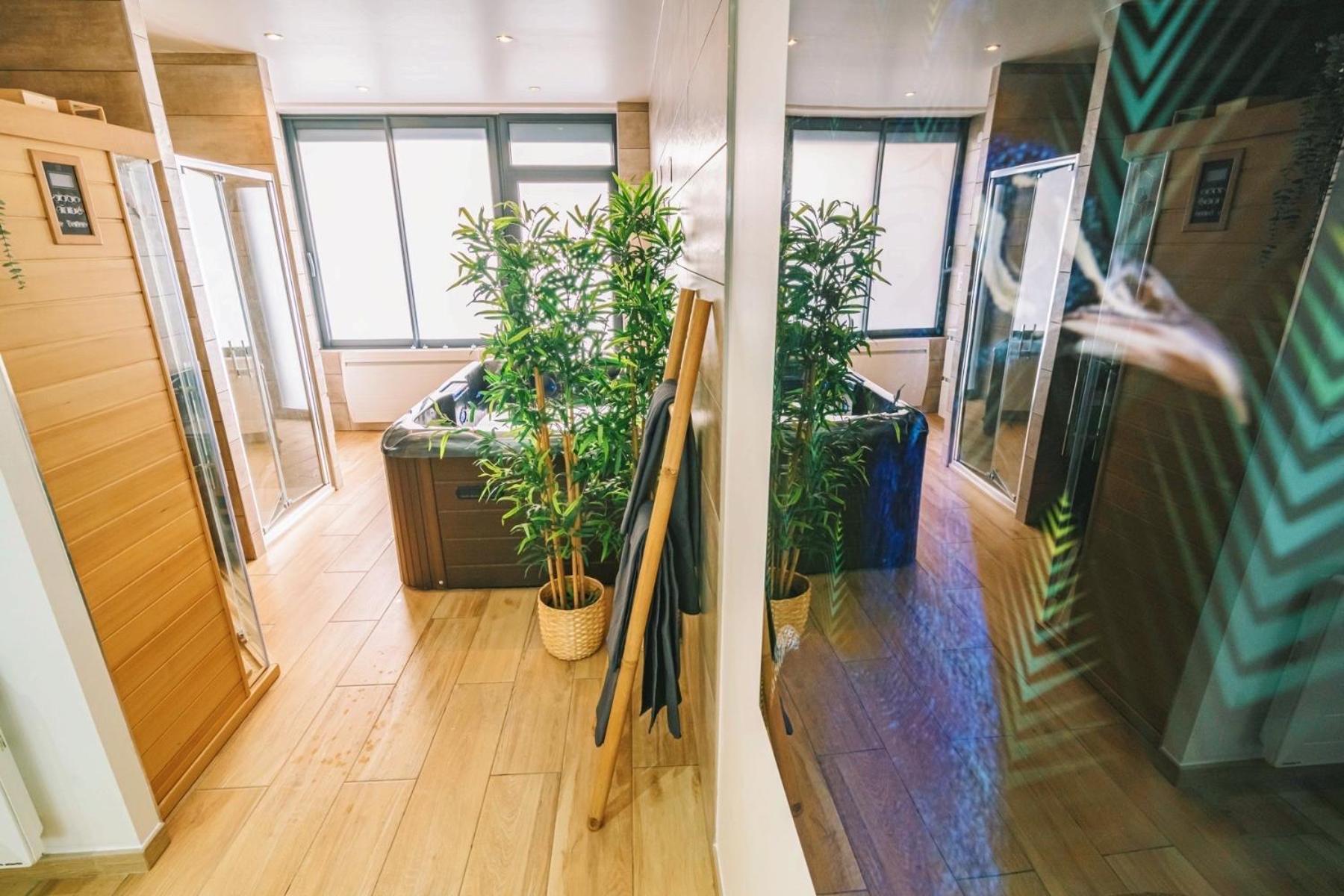 O temps suspendu sauna et jacuzzi Reims Exterior foto